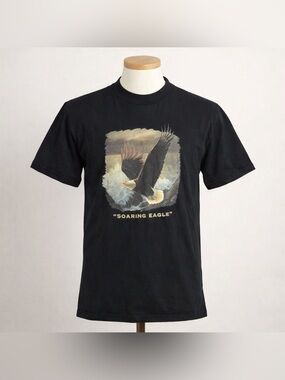 Vintage 1995 Soaring Eagle Tee • Fruit of the Loom • Made in Canada • M